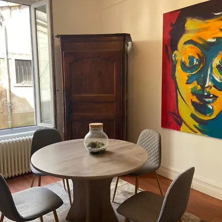 La Villa B-2